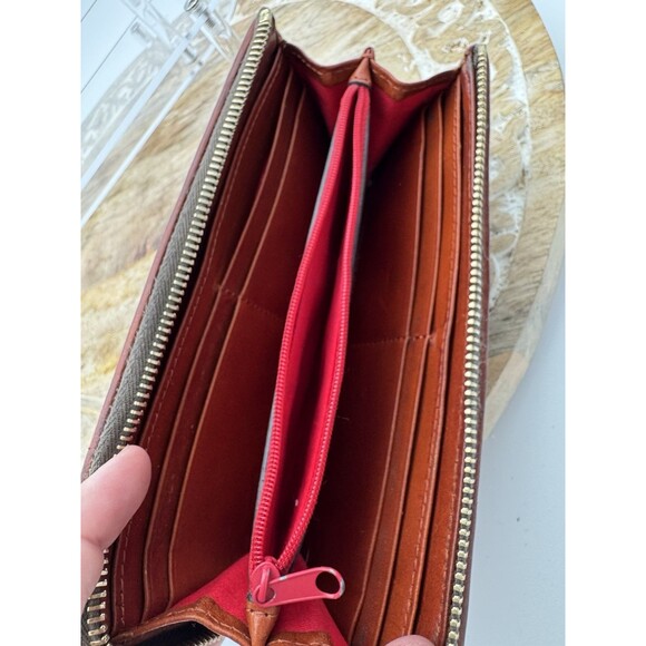 Dooney & Bourke Croc Embossed Leather Zip Wallet Beige Gray PythoN Zip Clutch - Picture 7 of 11